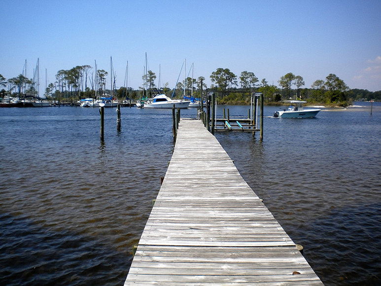 Image for Beautiful Bay Front Home! 20 Bluewater Point Road, Niceville, FL