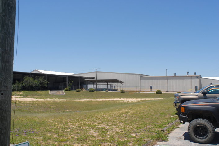 Image for MULTI USE BUILDING! 5476 Fairchild Road, Crestview, FL