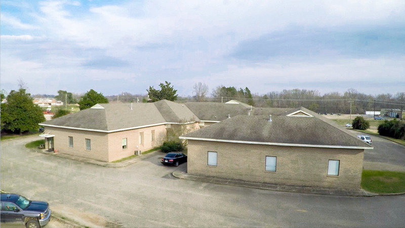 Image for Income Producing Commercial Building! Long term renter on one side!