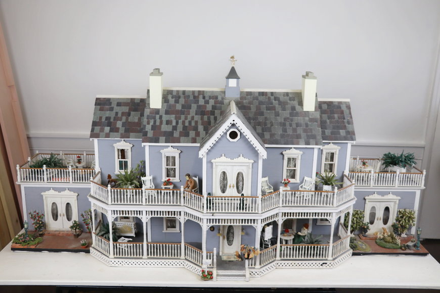 Image for Doll Houses, Miniatures, Sewing, And Crafts