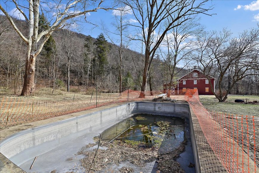 Image for ABSOLUTE Real Estate Auction - Historic Ironmaster Mansion with Barn on (+/-) 5 Acres