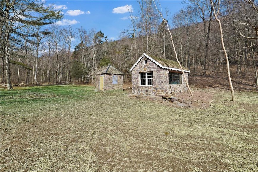 Image for ABSOLUTE Real Estate Auction - Historic Ironmaster Mansion with Barn on (+/-) 5 Acres