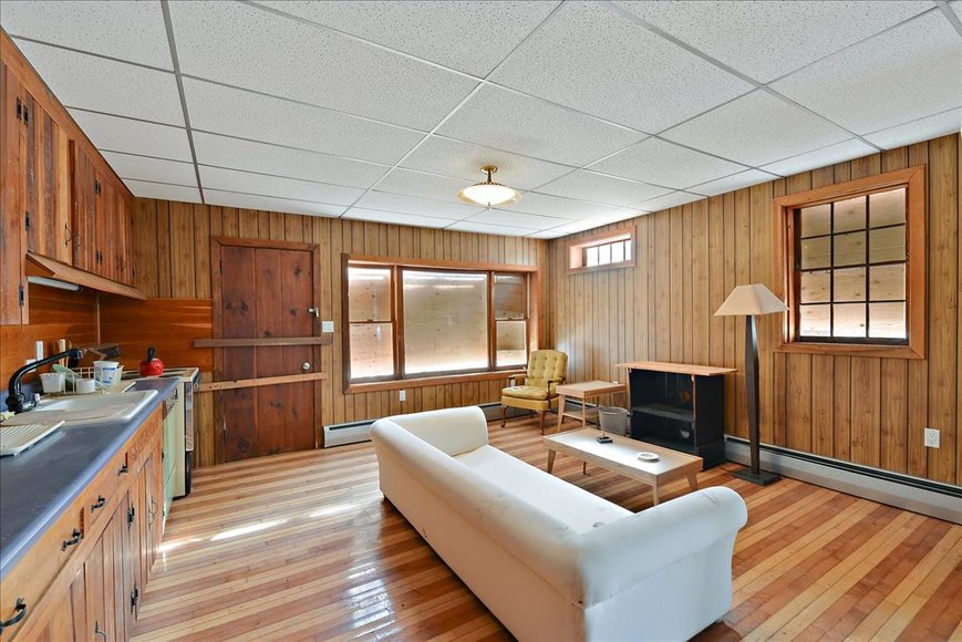 Image for ABSOLUTE Real Estate Auction - Historic Ironmaster Mansion with Barn on (+/-) 5 Acres