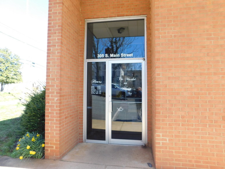 Image for All Brick Commercial Building on Main Street in the Town of Madison, VA--SELLS to the HIGHEST BIDDER!!