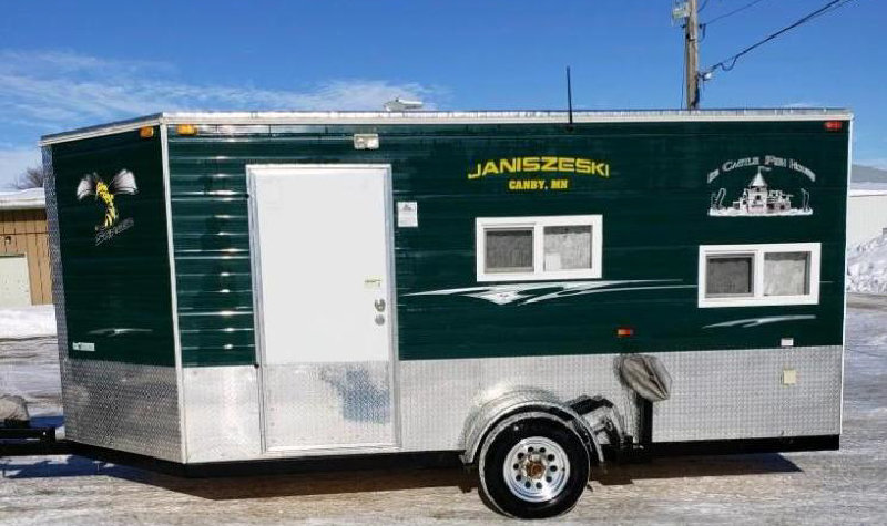 2016 Ice Castle Stinger