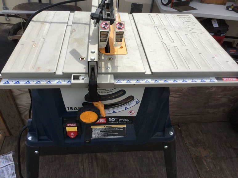 Image for Alderfer Online - Souderton, PA: 4-22-19 | Contents of Garage Including Toyota Fork Lift, Utility Trailer, Craftsman Tools, Power Tools, Utility Shelving, Garage Contents & More!