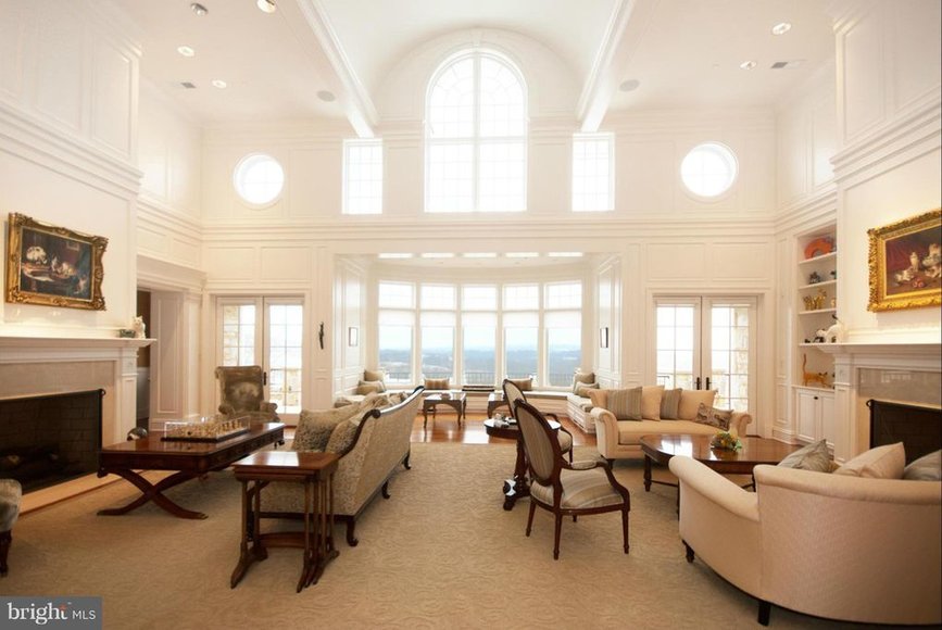 Image for $8.9 Million Mansion Downsizing Auction, Online