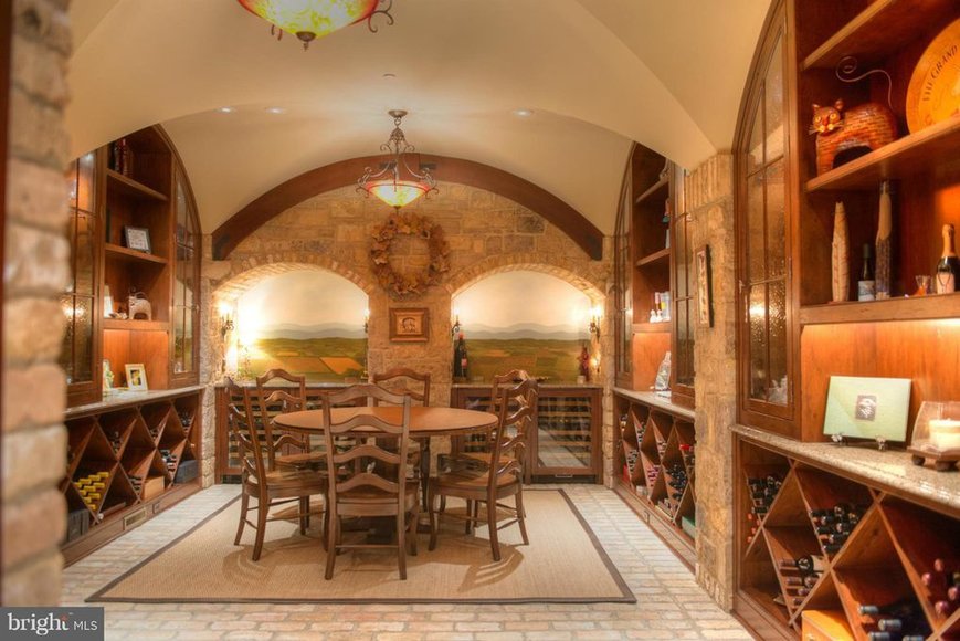 Image for $8.9 Million Mansion Downsizing Auction, Online
