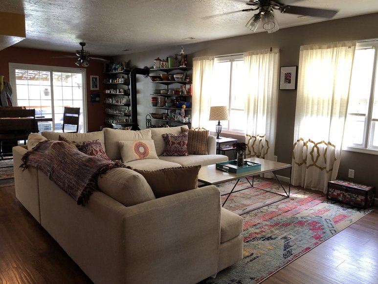 Image for Rustic log cabin on 3 acres