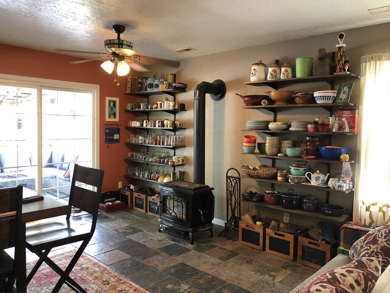 Image for Rustic log cabin on 3 acres