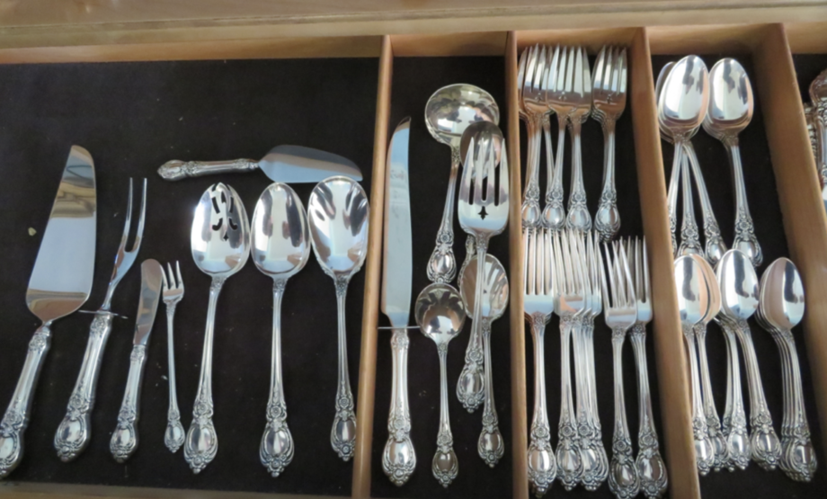 Image for Nancy Tassos Living Estate Auction