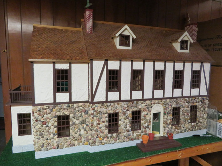 Image for Nancy Tassos Living Estate Auction