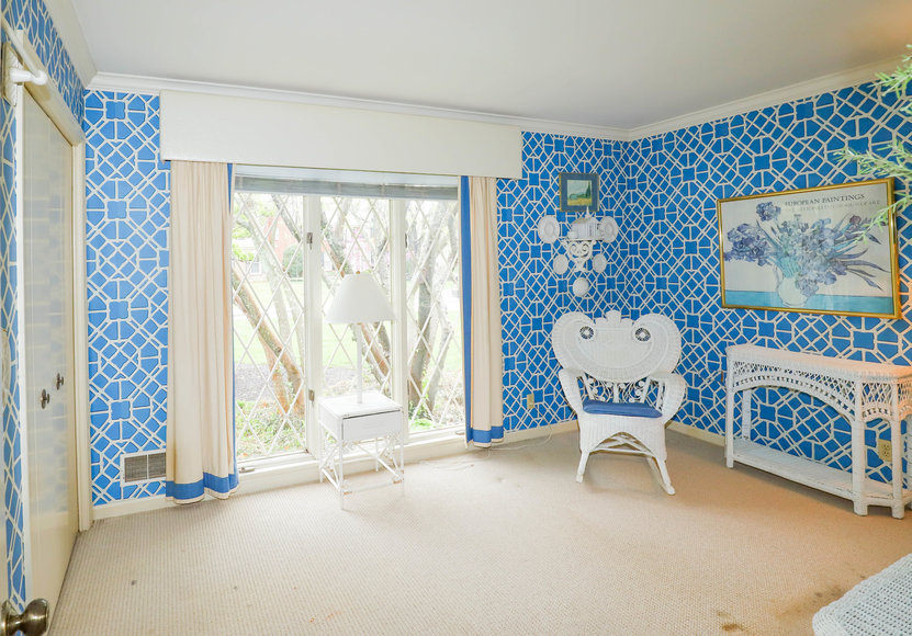 Image for Absolute Real Estate Auction in Douglass Hills