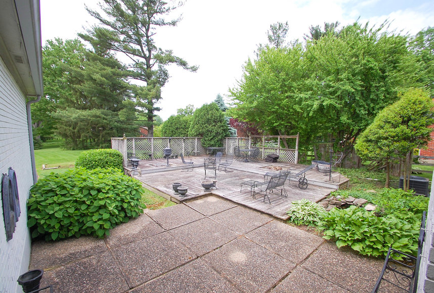 Image for Absolute Real Estate Auction in Douglass Hills