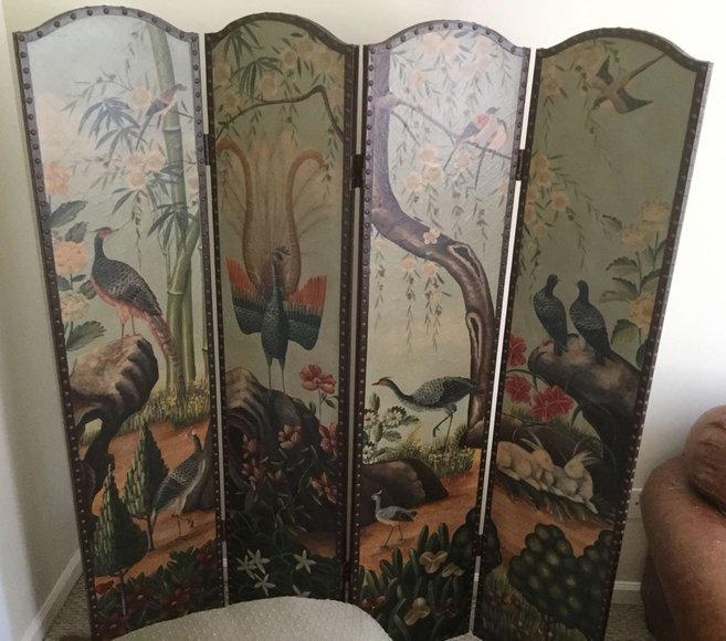 Image for Alderfer Online - Maple Glen, PA: 6-5-2019 | Featuring Slant Front Desk, Bassett Leather Sofa, Signed Oil Painting, Holiday Decorations, Kirman Throw Pillows & More!