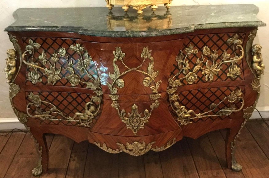 Image for Alderfer Online - Narberth, PA: 6-27-19 | Features Figural Clocks, Zebra Skin Rug, Music Equipment, Massage Lounger, Optical Equipment & More!