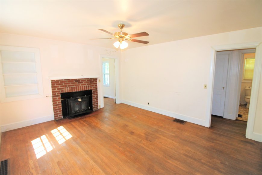 Image for 3 BR/1 BA Home on Corner Lot in the Town of Victoria, VA