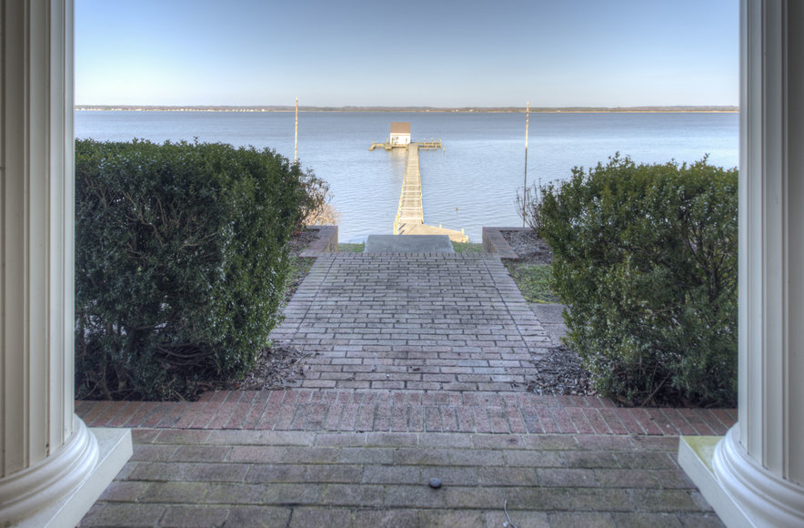 Image for 11 BR/12 BA Rappahannock River Front Mansion on 2.4 Acres on 