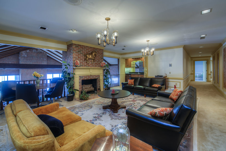 Image for 11 BR/12 BA Rappahannock River Front Mansion on 2.4 Acres on 