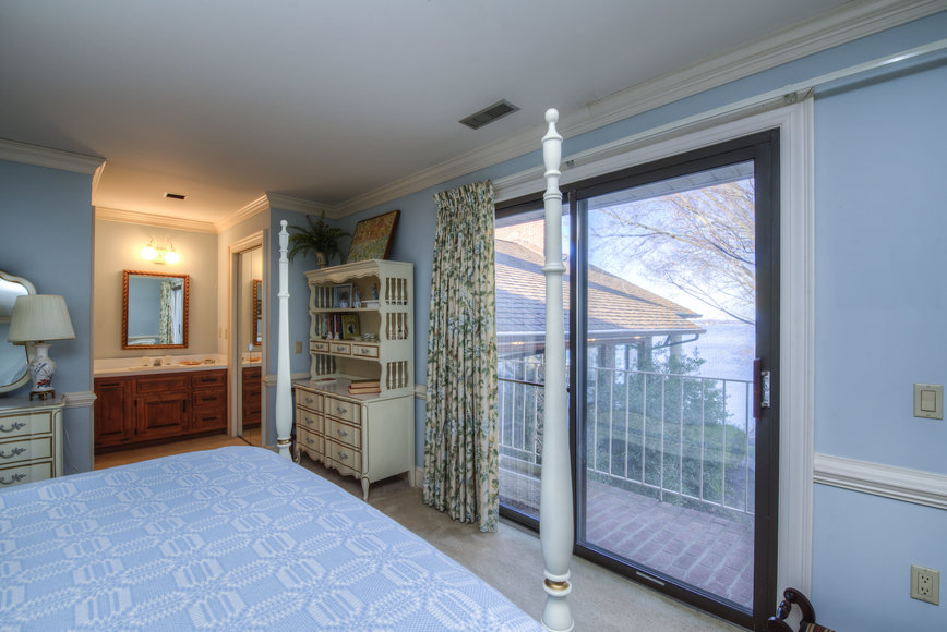 Image for 11 BR/12 BA Rappahannock River Front Mansion on 2.4 Acres on 