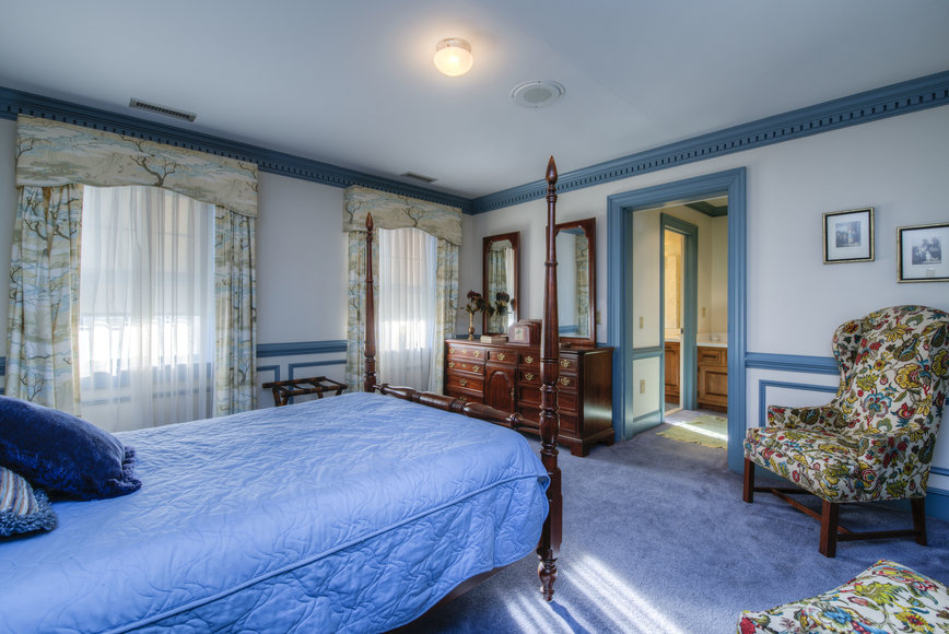 Image for 11 BR/12 BA Rappahannock River Front Mansion on 2.4 Acres on 