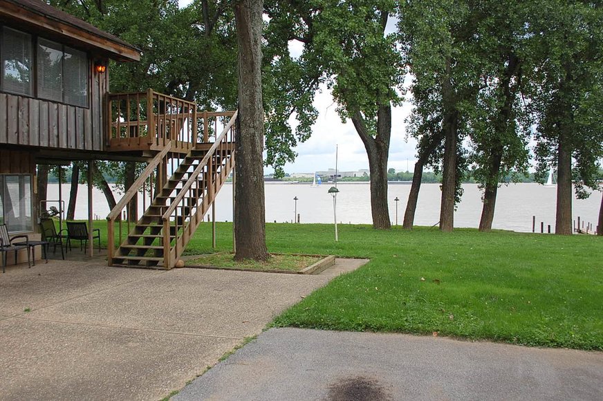 Absolute Online Only Auction Riverfront Home, Louisville, KY