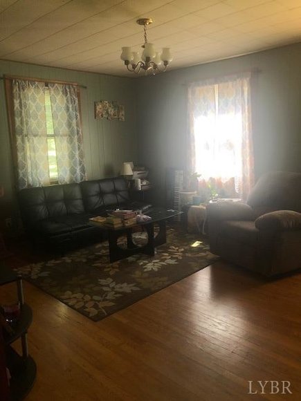 Image for 110 Carson St, Brookneal, Va 24528