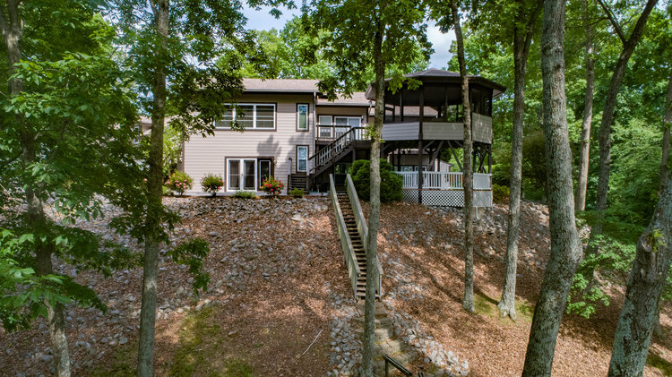 Image for 23 Whispering Winds AUCTION