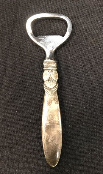 Image for Alderfer Online – The Collection of Richard and Elisabeth Poole, Part 1: 7-22-19 | Featuring Selections from Local Artists Edward Grant & Robert Doney, French Arm Chairs, Gorham Sterling Flatware, Fur Coats, Limoges China & More!