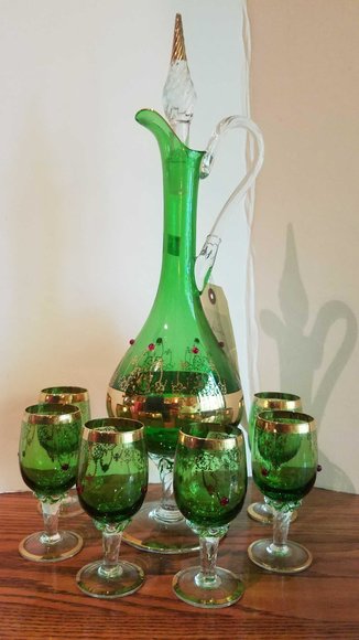 Image for Alderfer Online – Schwenksville, PA Part 1: 7-28-19 | Vintage Beer Signs, Bar Decoratives, Figural Liquor Bottles, Household Items & More!