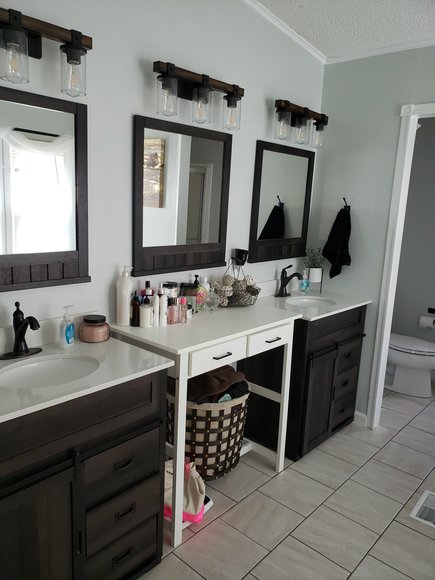 Image for 1098 Mclver Road