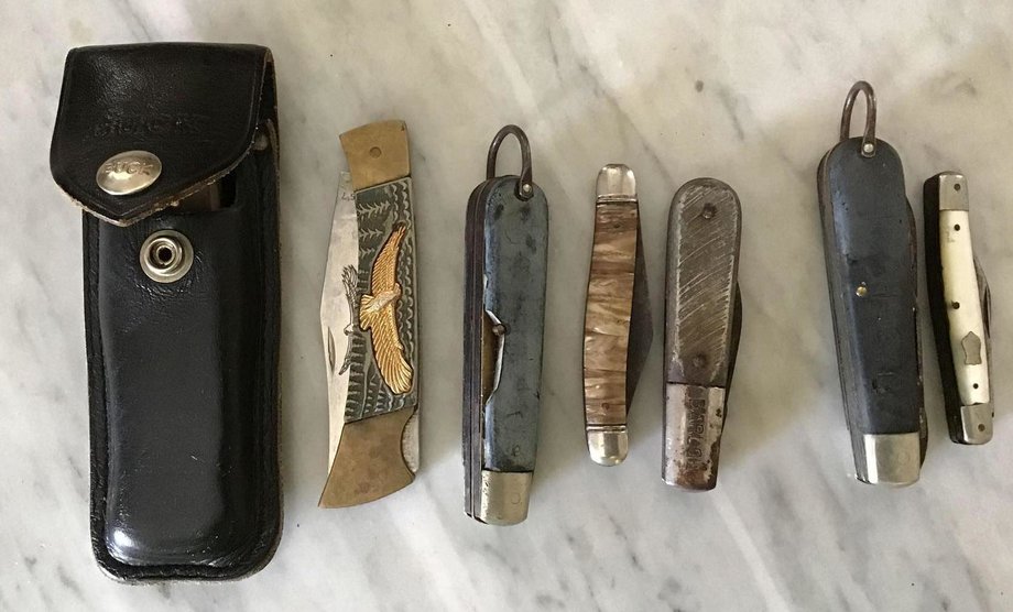 Image for Alderfer Online - Perkiomenville, PA: 9-4-19 | Auction Features Pennsylvania House Furniture, Royal Chester China, Area Rugs, Pocket Knife Collection, Marble Top Furniture, Shaker Pantry Boxes, Slag Glass Lamp, Handmade Quilts & More!