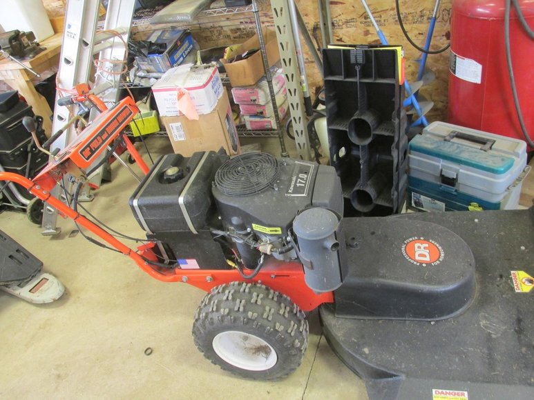 Image for Live Tichenor Personal Property Auction