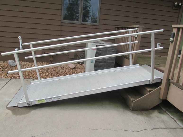 Image for Live Tichenor Personal Property Auction