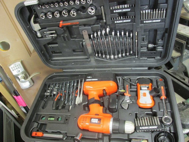 Image for Live Tichenor Personal Property Auction