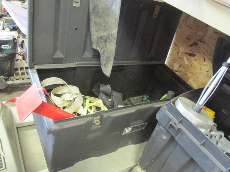 Image for Live Tichenor Personal Property Auction