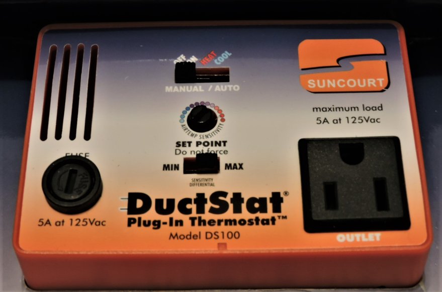 Image for SUNCOURT DUCTSTAT DS100