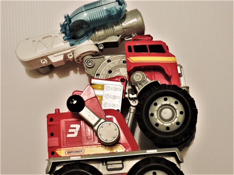 Image for MATCHBOX - SMOKEY THE TALKING FIRE TRUCK