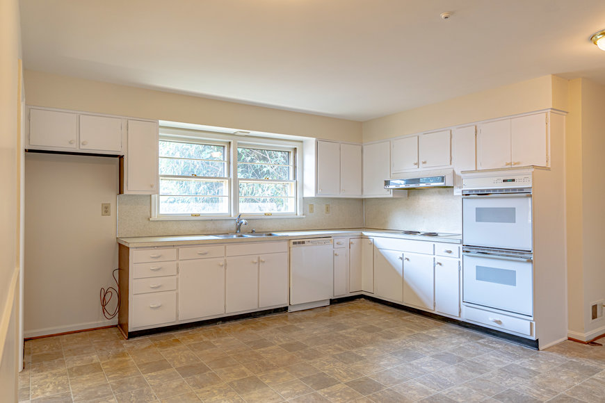 Image for Absolute Real Estate Auction in the Highlands