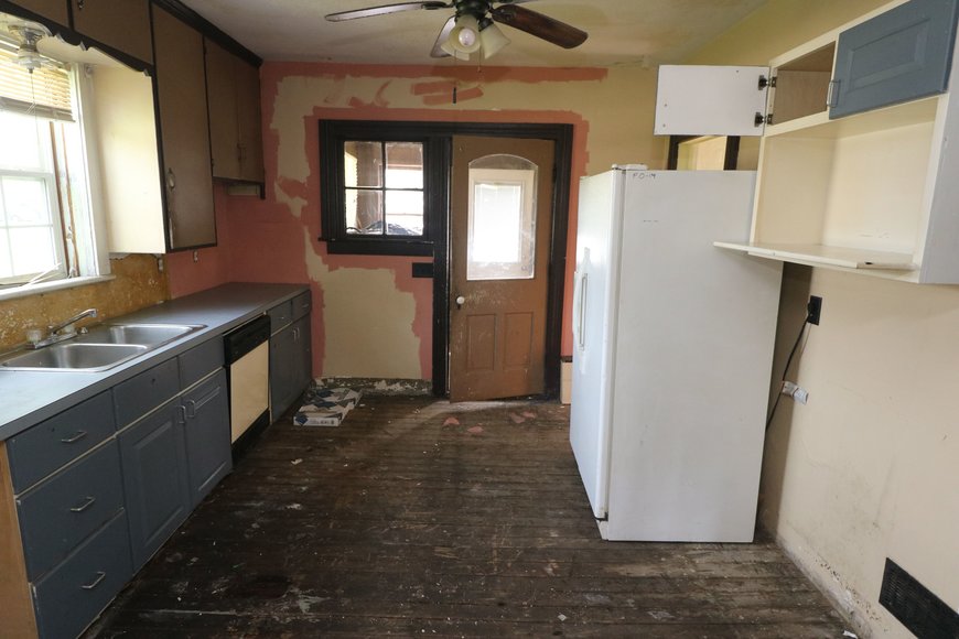 Image for ABSOLUTE AUCTION! - 845 Grasser Street