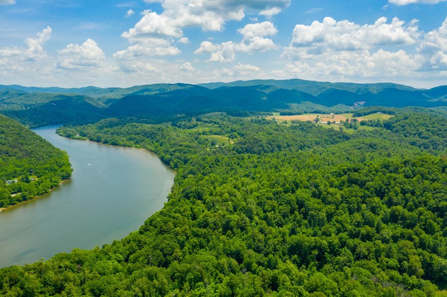 Image for 145 Acres Overlooking the New River: Draper, VA