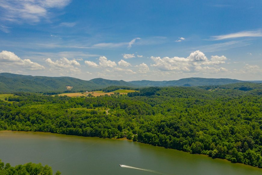 Image for 145 Acres Overlooking the New River: Draper, VA