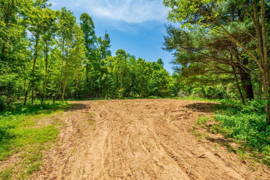 Image for 145 Acres Overlooking the New River: Draper, VA