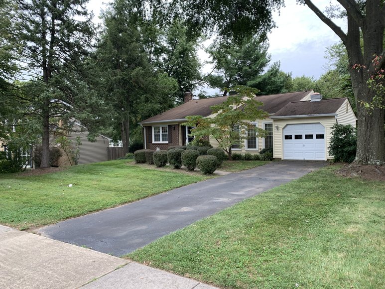 Image for 3 BR/2.5 BA Home in Fairfax County Only 5 Miles From Dulles Airport