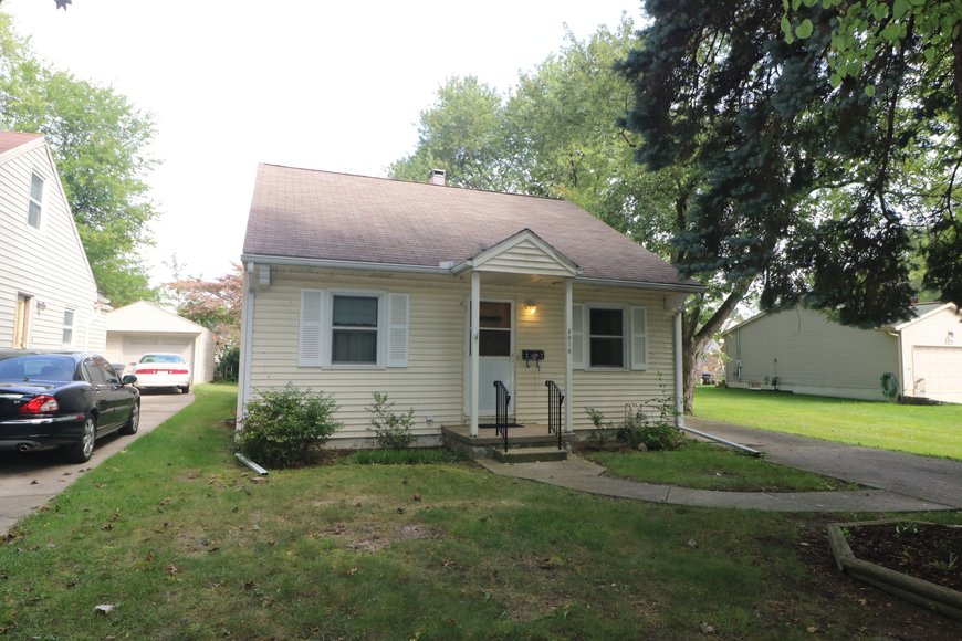 Image for MINIMUM BID AUCTION $59,000 - 3016 Maeterlinck Avenue