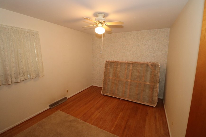 Image for MINIMUM BID AUCTION $59,000 - 3016 Maeterlinck Avenue