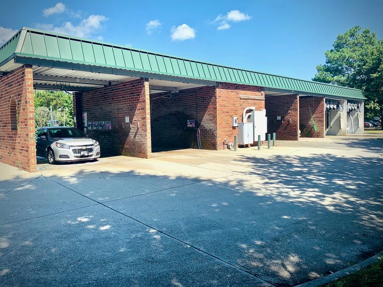 Operational & Producing 6 Bay Car Wash in Hampton Roads