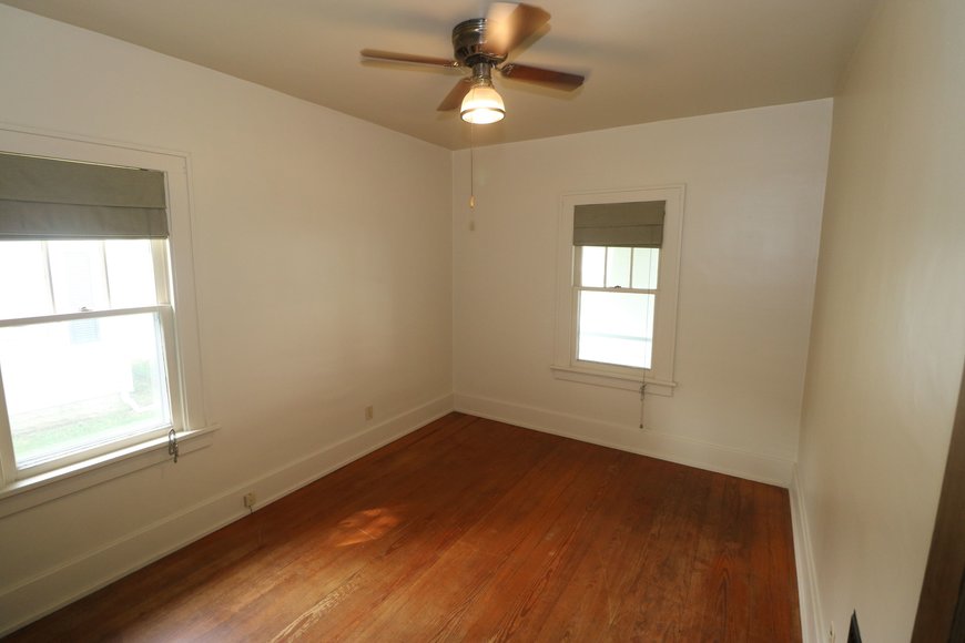 Image for MINIMUM BID AUCTION $50,000 - 221 S Enterprise Street