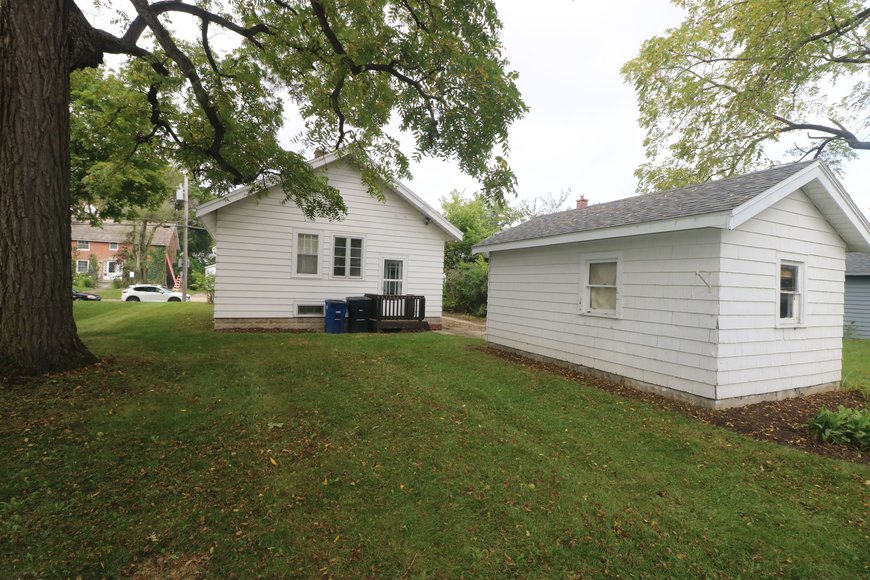 Image for MINIMUM BID AUCTION $50,000 - 221 S Enterprise Street