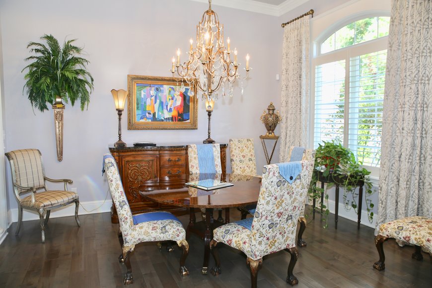 Image for Home Furnishings Auction Near Glenview